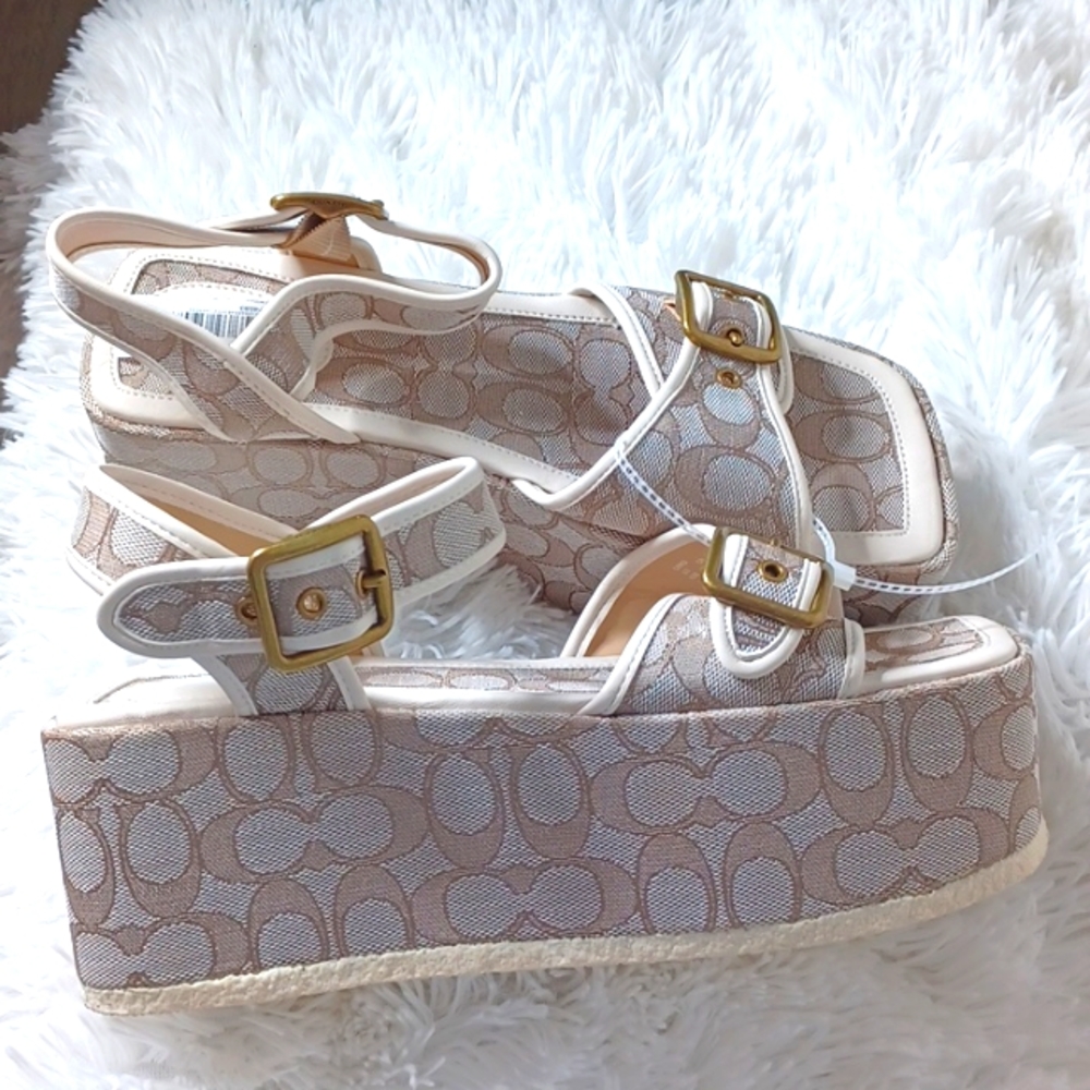 Coach Noelle Sandal In Signature Woven Cloth Cream & Tan Size 9.5 B NEW